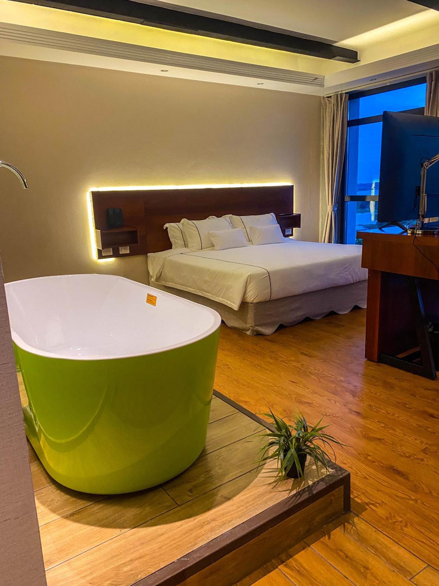 Hotel De Turistas Икитос Екстериор снимка