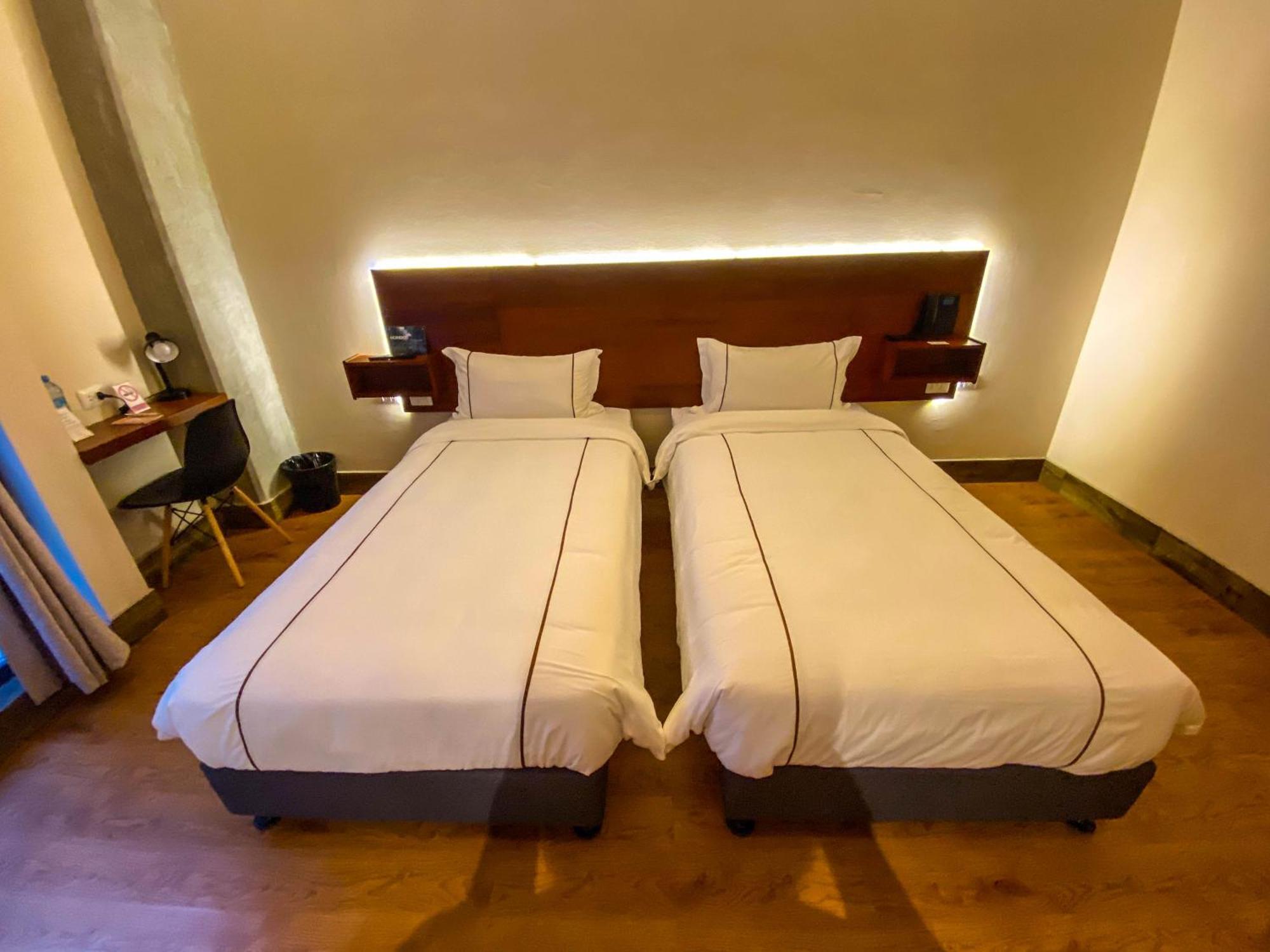 Hotel De Turistas Икитос Екстериор снимка