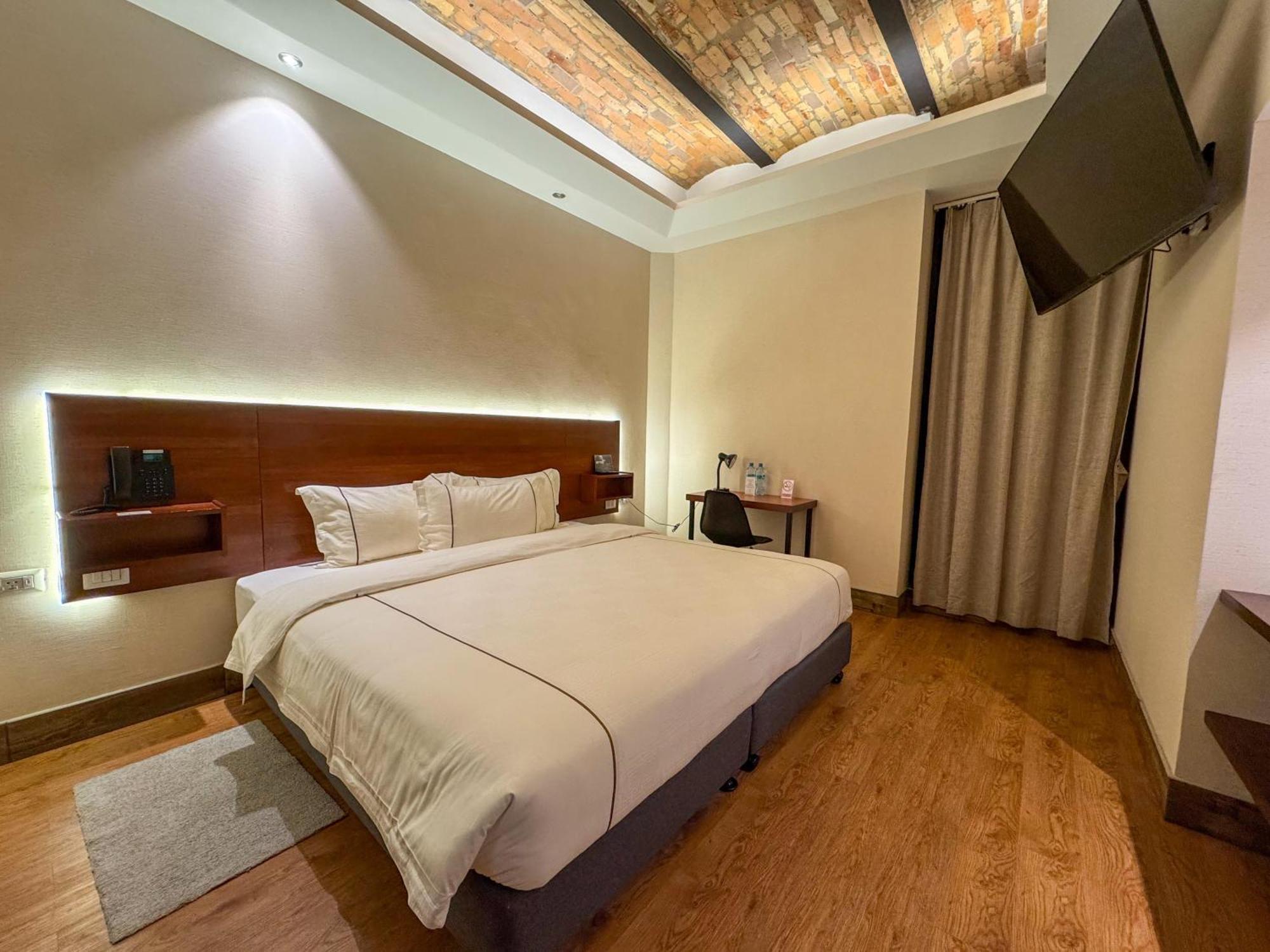 Hotel De Turistas Икитос Екстериор снимка